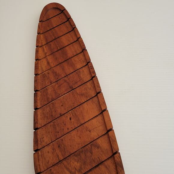 Sant Anooka Wooden cutting board with serrated Bergman Solingen bread knife - Picture 12 of 15